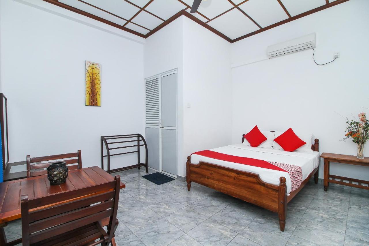 Leo'S Home Stay Dehiwala-Mount Lavinia Екстериор снимка