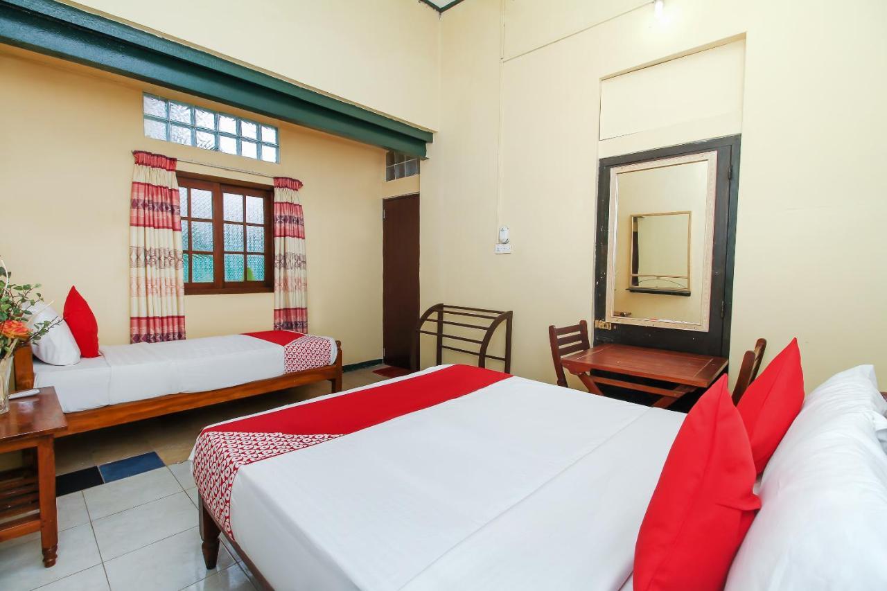 Leo'S Home Stay Dehiwala-Mount Lavinia Екстериор снимка