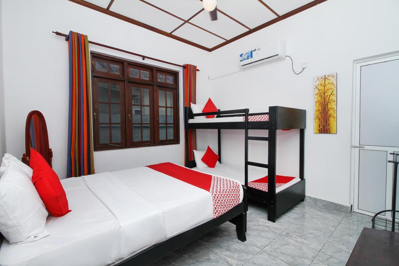 Leo'S Home Stay Dehiwala-Mount Lavinia Екстериор снимка
